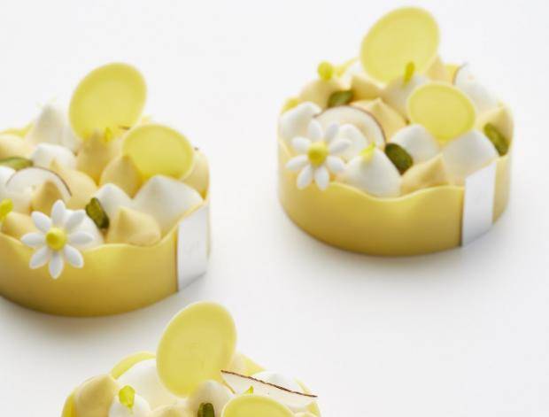 yellow floral tart