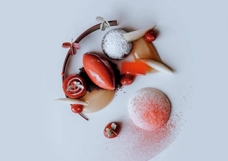 A plated dessert from Chef Oskar Wierwiorski