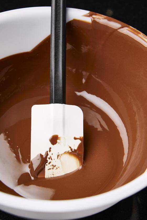 Chocolate tempering